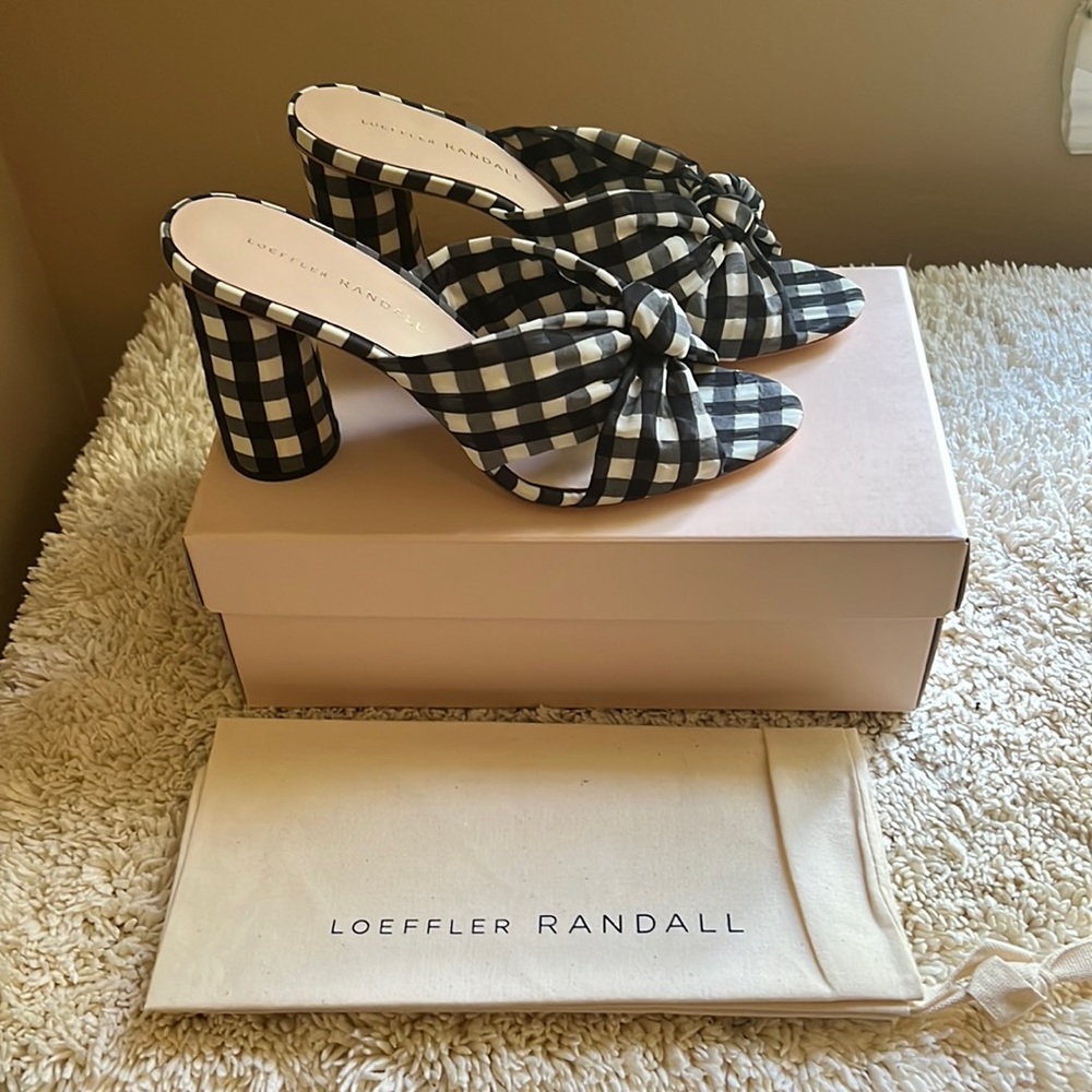 Never worn Loeffler Randall Coco knotted sandal gingham size 8